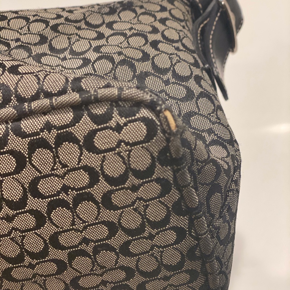 COACH MINI C HANDBAG - Picture 2 of 7